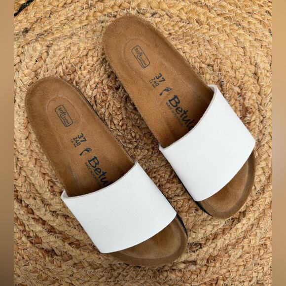 Betula by Birkenstock Sz 37 Women’s US 6 Slip On Sandals White - Picture 1 of 6